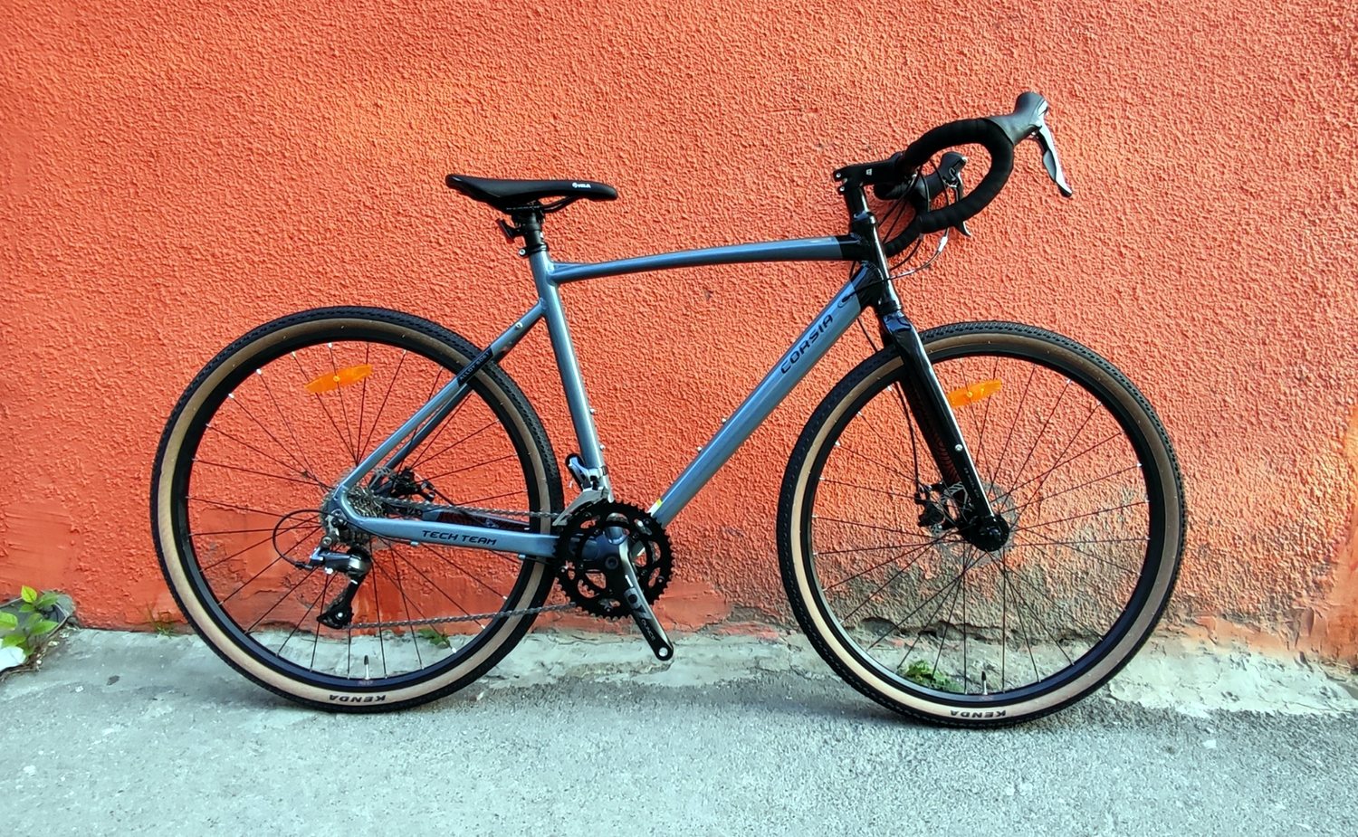 Road bike